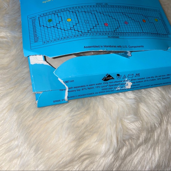 Spanx High-Waisted Panty - Picture 3 of 7